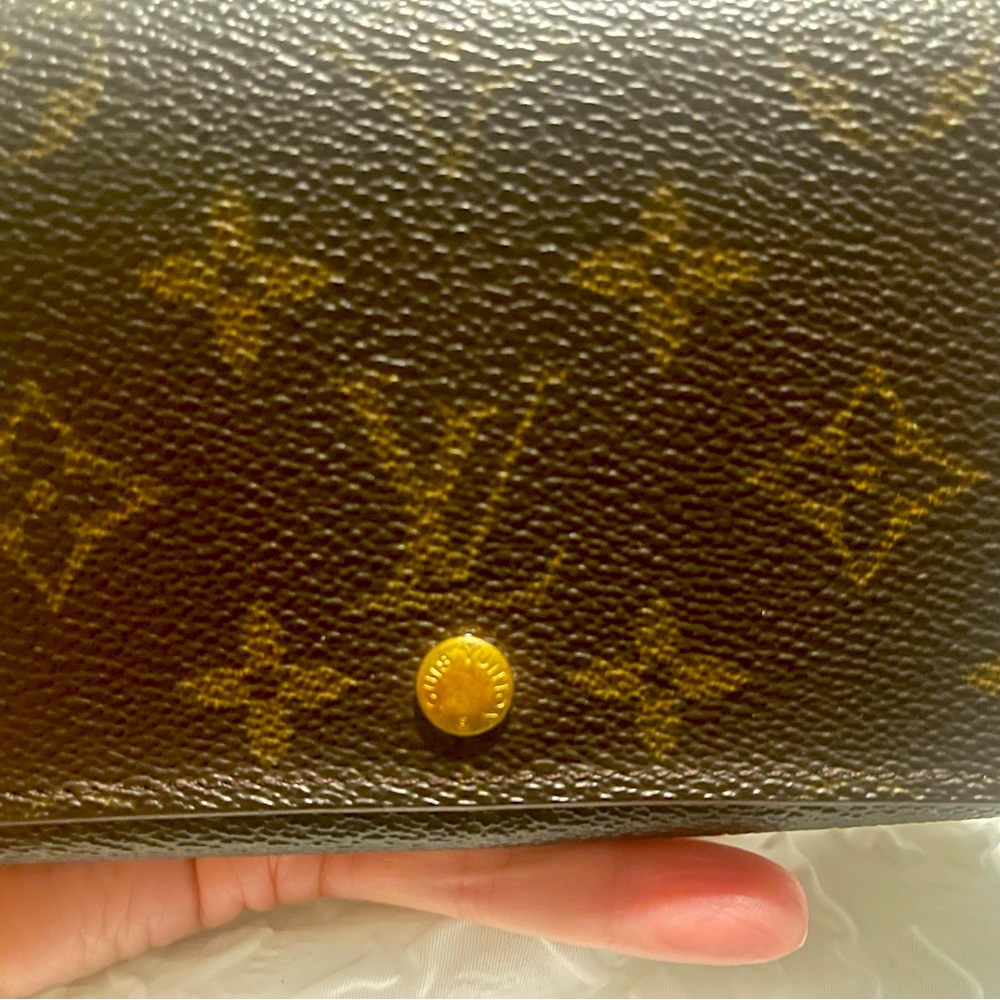 LOUIS VUITTON MONOGRAM WALLET